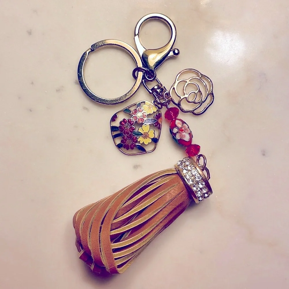 SALE! Cloisonné charm keychain #4 - Picture 2 of 4